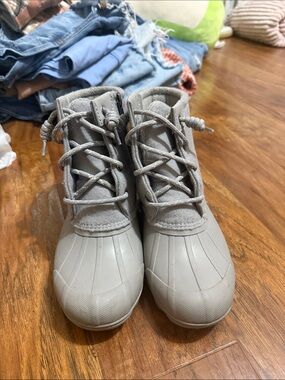 Sperry Kids Light Gray Duck Boots